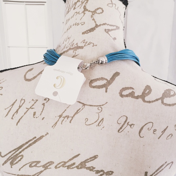 Charming Charlie Strand Necklace Silver NWT - Picture 3 of 3